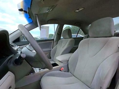 Used 2009 Toyota Camry LE image 3