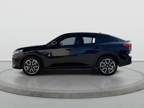 Used 2026 BMW X2 xDrive28i AWD/4WD image 5