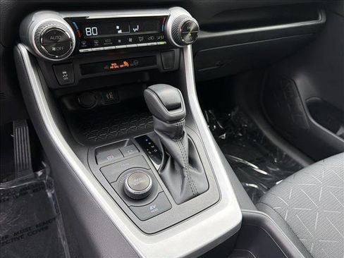 New 2025 Toyota RAV4 XLE image 18