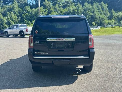 Used 2020 GMC Yukon XL Denali w/ Open Road Package AWD/4WD image 7