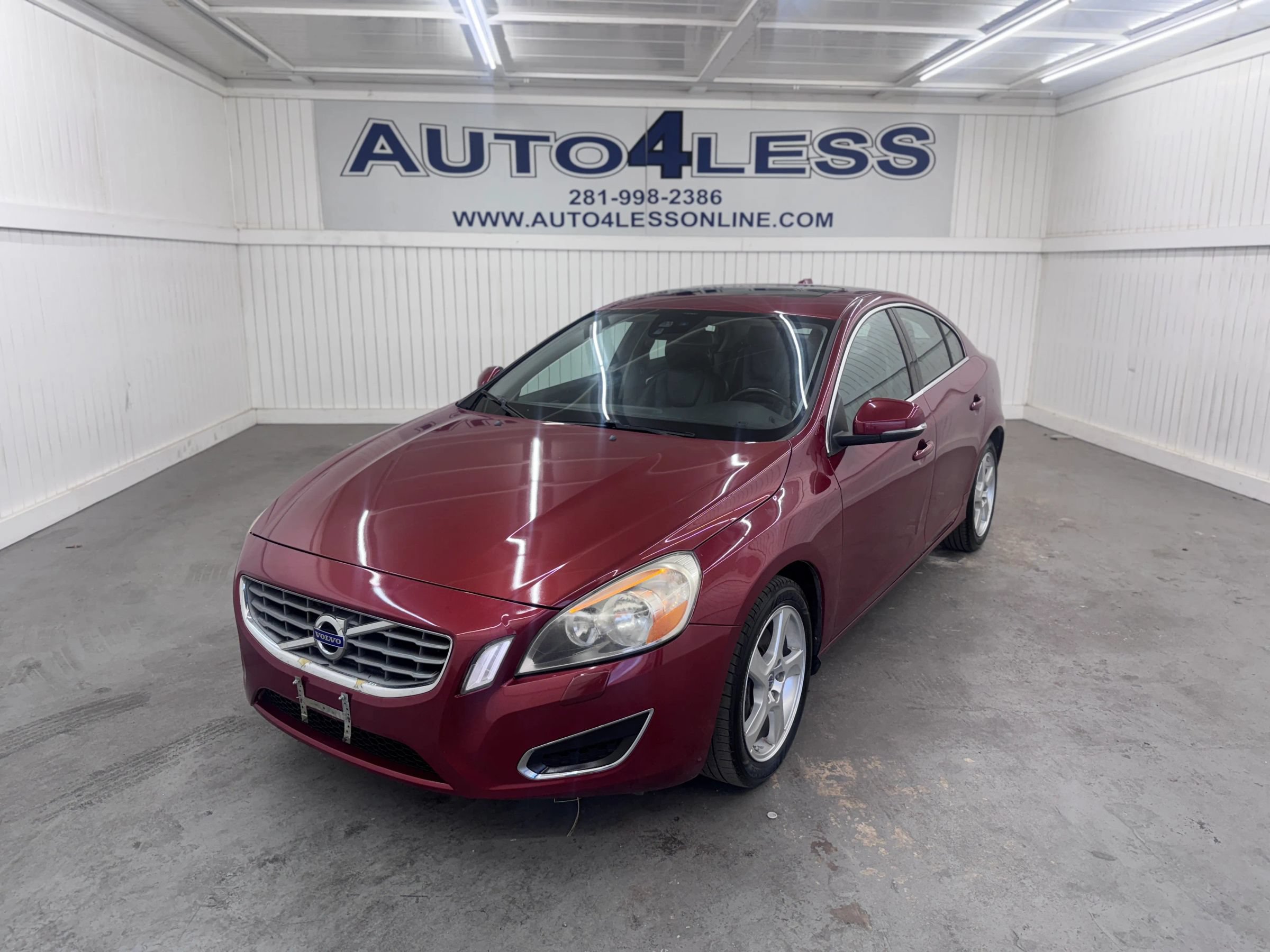 Used 2012 Volvo S60 T5 FWD image 1