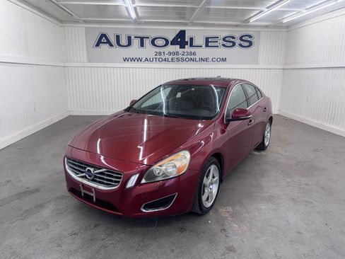 Used 2012 Volvo S60 T5 image 1