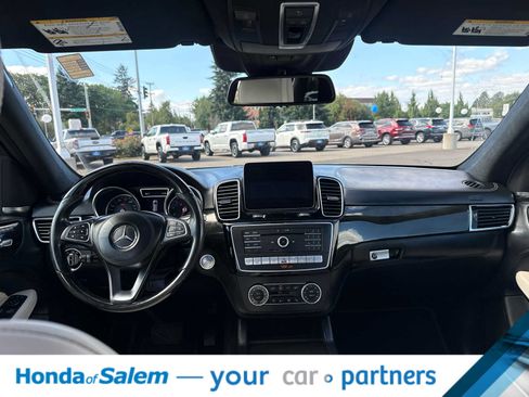 Used 2018 Mercedes-Benz GLS 550 4MATIC image 10