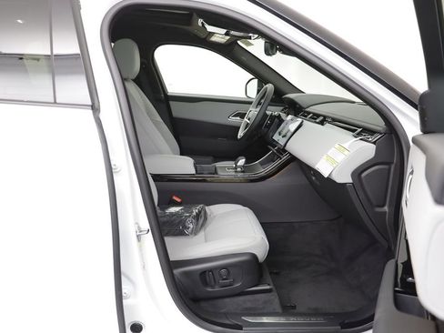 New 2026 Land Rover Range Rover Velar Dynamic SE image 20