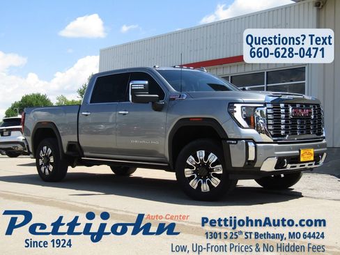 Used 2024 GMC Sierra 2500 Denali w/ Denali Reserve Package AWD/4WD image 1