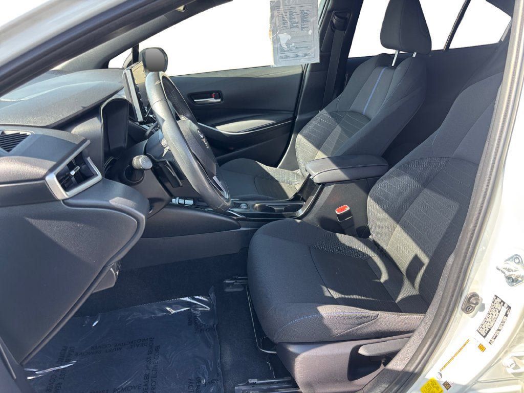 Used 2021 Toyota Corolla SE w/ Carpet Mat Package (TMS) FWD image 10
