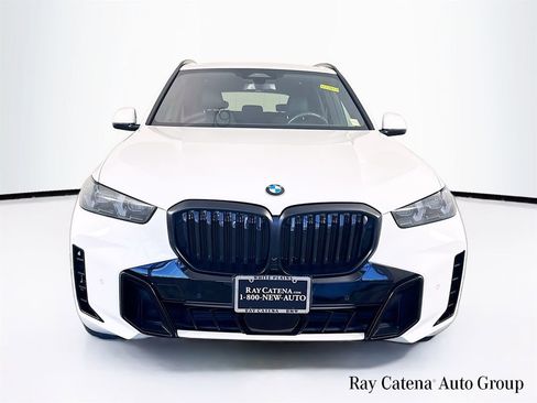 Used 2024 BMW X5 xDrive40i w/ M Sport Package AWD/4WD image 2