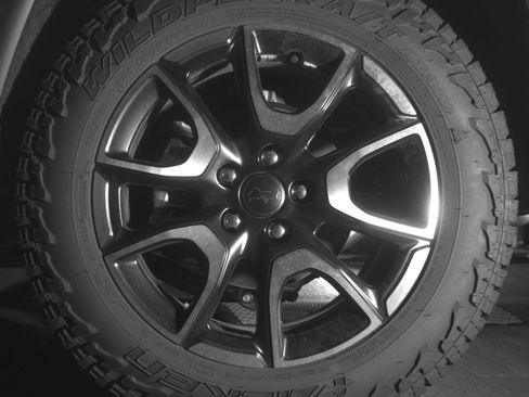 Used 2025 Jeep Compass Trailhawk image 14