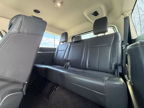 Used 2022 Ford Expedition Max XLT image 29