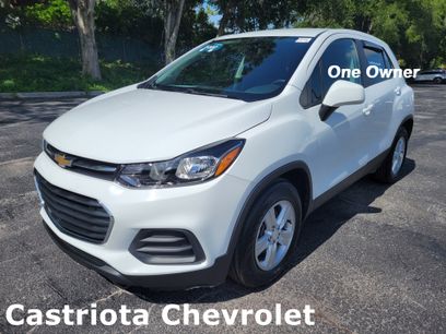 Used 2022 Chevrolet Trax LS w/ Tint and Cruise Package