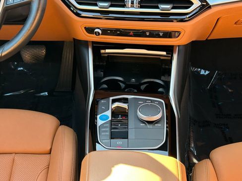Used 2024 BMW i4 eDrive35 w/ Premium Package RWD image 27