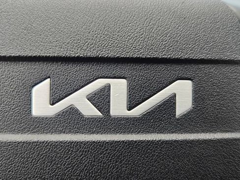 Used 2025 Kia K4 FWD image 28