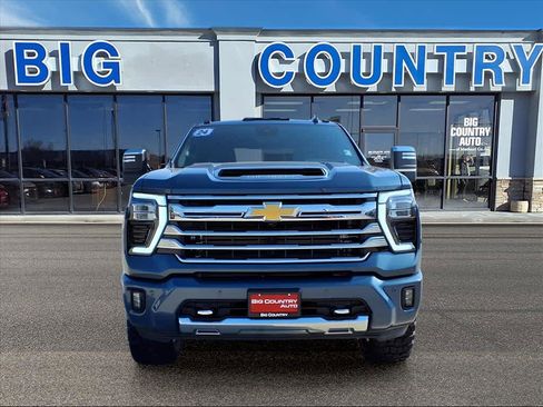 Used 2024 Chevrolet Silverado 2500 High Country w/ High Country Premium Package image 9