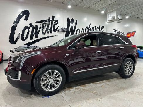 Used 2018 Cadillac XT5 Luxury w/ Driver Awareness Package FWD image 1