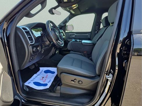 Used 2022 RAM 1500 Big Horn RWD image 11