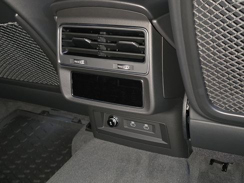 New 2026 Audi SQ8 Prestige image 34