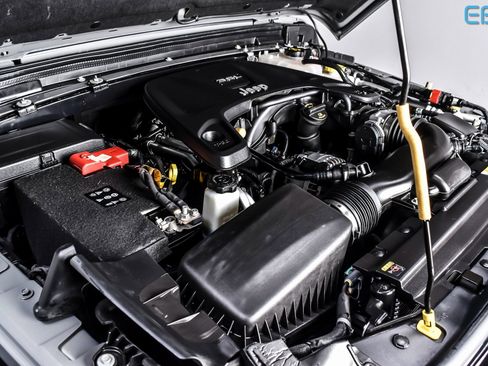 Used 2021 Jeep Wrangler Unlimited Sport image 13