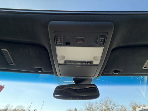 Used 2015 Lexus LS 460 AWD w/ F Sport Package image 19