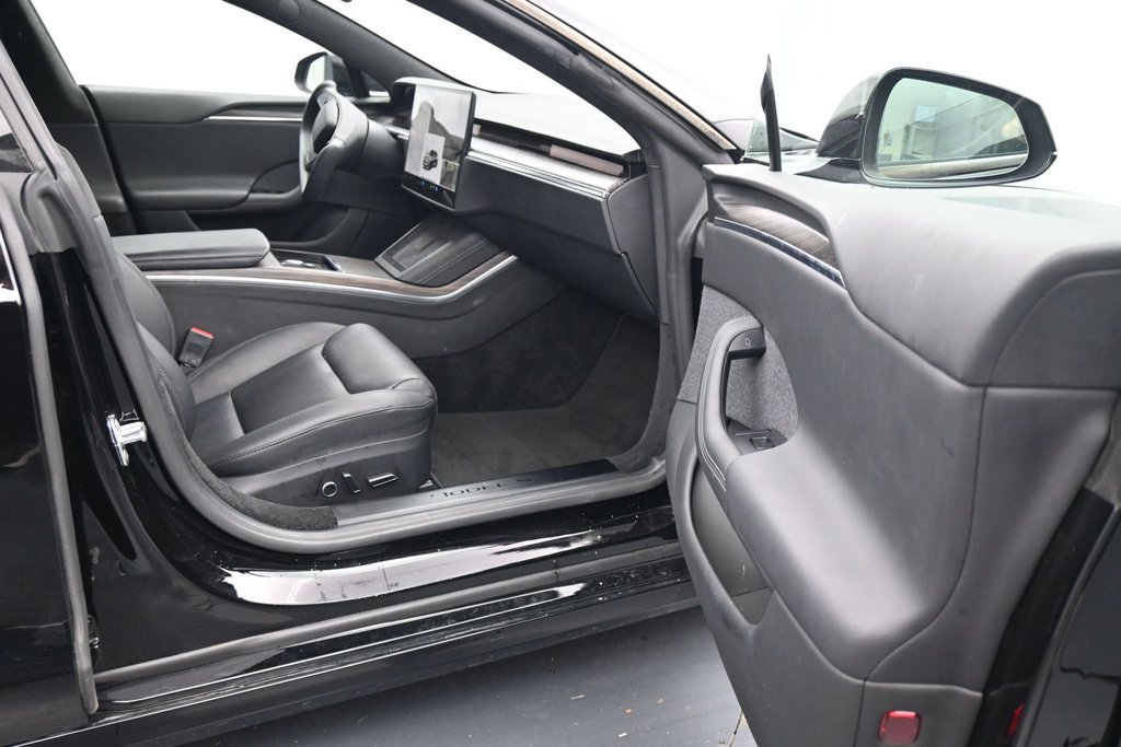 Used 2022 Tesla Model S AWD/4WD image 12