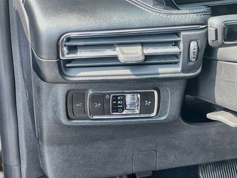 Used 2026 Lincoln Corsair Premiere AWD/4WD image 10