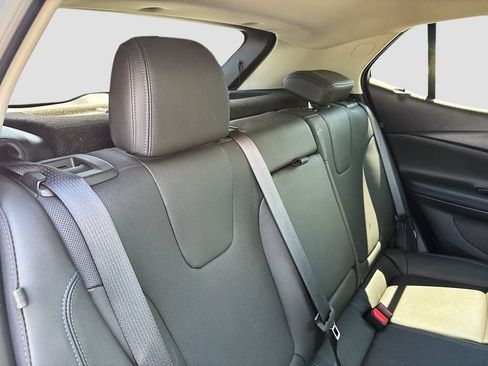 Used 2025 Buick Encore GX Sport Touring w/ Comfort Package FWD image 23