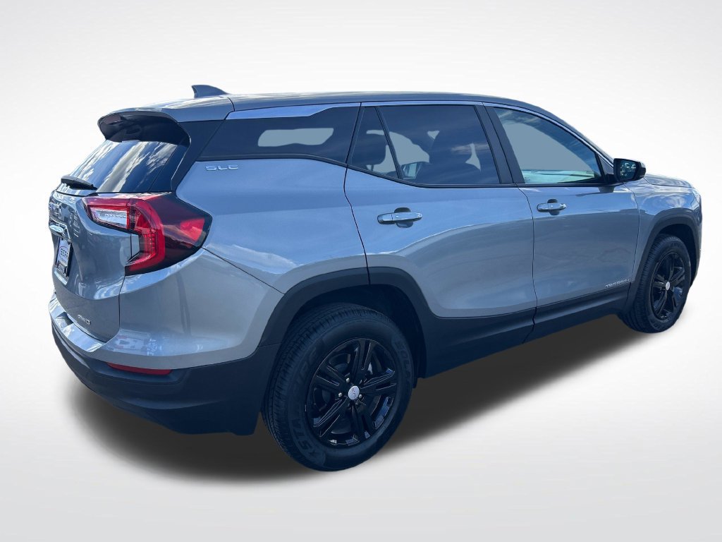 Used 2024 GMC Terrain SLE AWD/4WD image 5