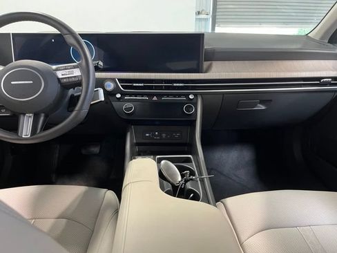 Used 2025 Hyundai Sonata Limited FWD image 20