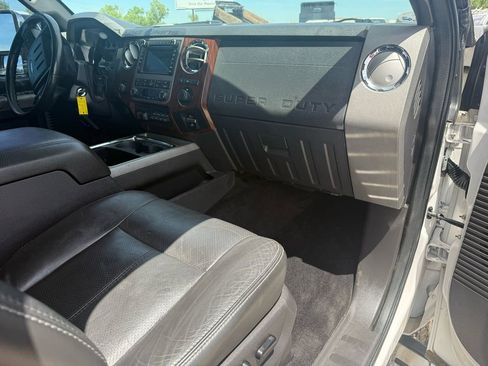 Used 2011 Ford F250 Lariat w/ Lariat Ultimate Pkg AWD/4WD image 14