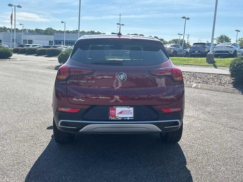 Used 2023 Buick Encore GX Preferred w/ Cold Weather Comfort Package FWD image 5