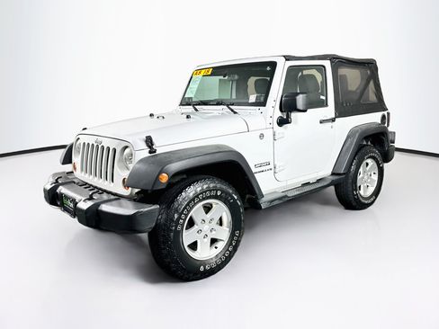 Used 2012 Jeep Wrangler Sport AWD/4WD image 3
