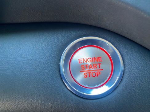 Used 2025 Acura RDX w/Technology Package image 23