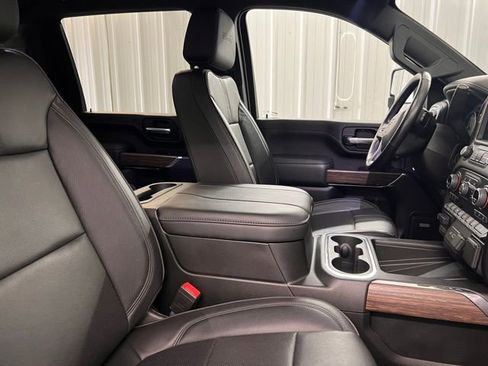 Used 2023 Chevrolet Silverado 2500 High Country w/ Technology Package image 21