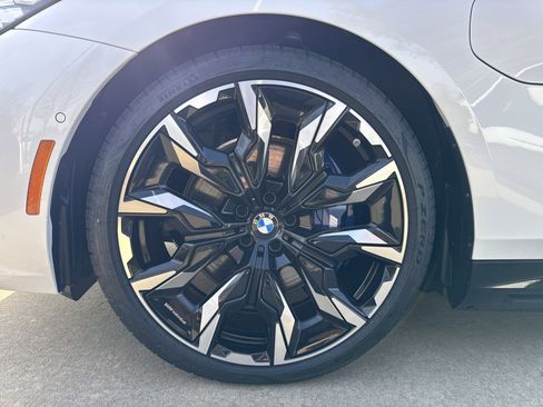 New 2026 BMW 550e xDrive w/ Executive Package AWD/4WD image 26