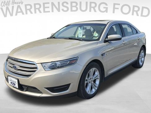 Used 2018 Ford Taurus SEL w/ Equipment Group 201A FWD image 3