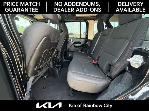 Used 2019 Jeep Wrangler Unlimited Rubicon AWD/4WD image 12