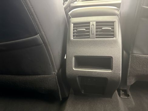 Used 2024 Mitsubishi Outlander SE Black Edition AWD/4WD image 21