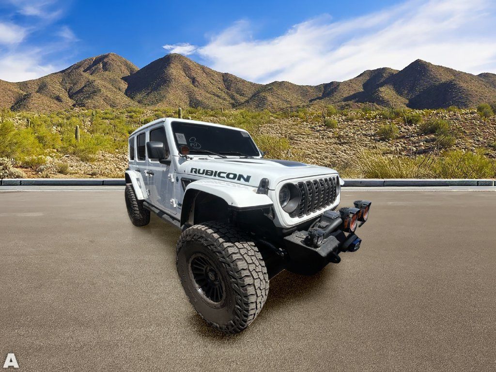 Used 2024 Jeep Wrangler Unlimited Rubicon 4xe AWD/4WD image 4