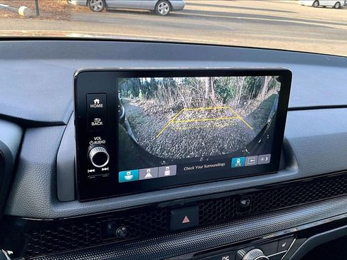 Used 2025 Honda CR-V Sport Touring image 13