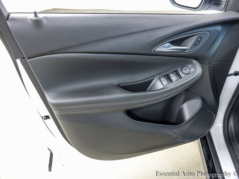 Used 2024 Buick Encore GX Sport Touring image 18