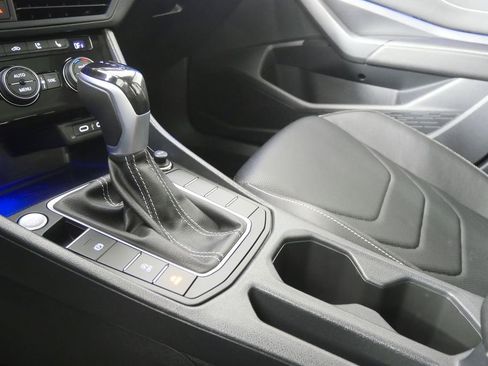 Used 2024 Volkswagen Jetta SEL FWD image 23