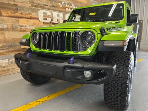 Used 2025 Jeep Wrangler Rubicon w/ Xtreme 35 Tire Package AWD/4WD image 55