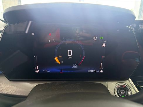 Used 2024 Chevrolet Trax LT FWD image 8