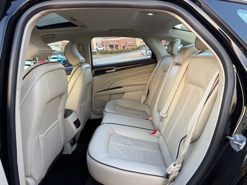 Used 2017 Ford Fusion Energi Platinum image 29