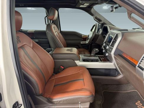 Used 2018 Ford F150 King Ranch w/ Equipment Group 601A Luxury AWD/4WD image 22