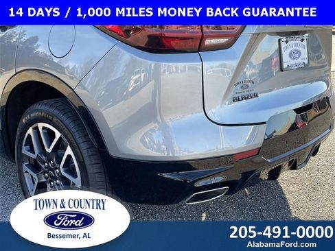 Used 2025 Chevrolet Blazer RS image 12