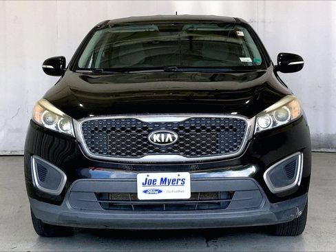 Used 2016 Kia Sorento L FWD image 3