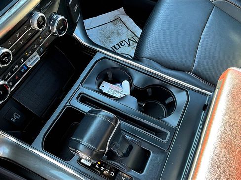 Used 2022 Ford F150 Lariat w/ Equipment Group 502A High image 15