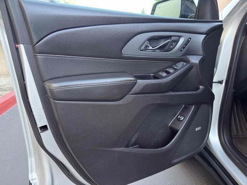 Used 2018 Chevrolet Traverse Premier w/ Redline Edition image 31