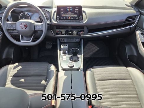 Used 2026 Nissan Rogue SV AWD/4WD image 14