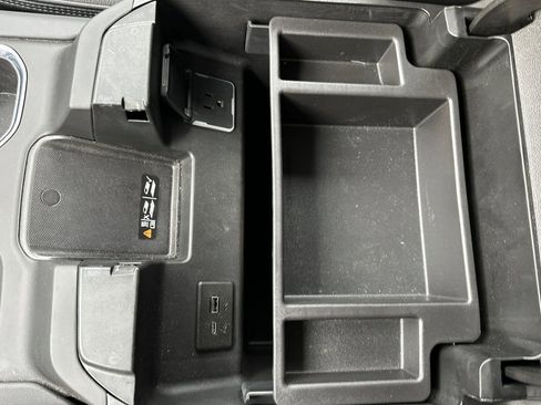 Used 2024 GMC Sierra 1500 Denali w/ Technology Package image 32